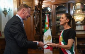 Claudia Sheinbaum recibe más de 20 cartas credenciales de embajadores de distintas partes del mundo