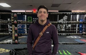 Él fue el primer luchador mexicano campeón de la UFC