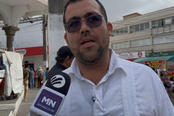 Gestionan conclusión de obras pendientes del estado en Tuxpan