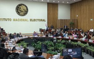 INE prepara discusión sobre aumento de topes a gastos de campaña para la elección judicial