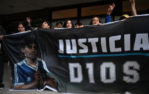 Juicio de Diego Maradona revela que el astro argentino "estuvo en agonía" antes de morir