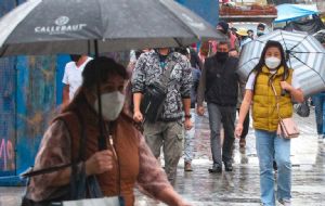 Lluvias TORMENTAS y granizo extinguirán el FRENTE FRÍO 36 | Mapa de estados en alerta por calor extremo