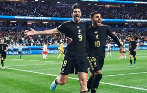 México vence 2-0 a Canadá con doblete de Raúl Jiménez y avanza a la final de la Nations League