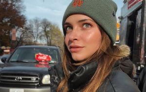 Minnie West, hija de Amparín Serrano, reaparece después de estar internada en un centro psiquiátrico