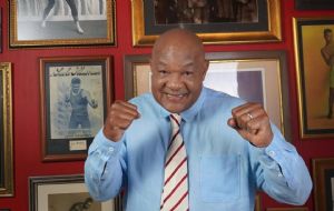 Muere George Foreman, uno de los más grandes boxeadores de Estados Unidos