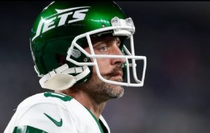 Ni Aaron Rodgers ni Daniel Jones, Minnesota Vikings revela a su próximo Quarterback para 2025