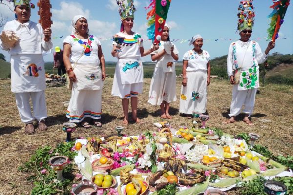 Realizan Ceremonia a la Madre Tierra en Tumilco
