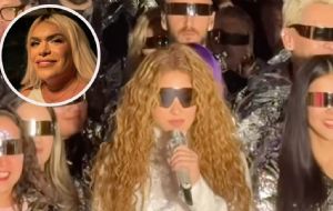 Wendy Guevara se ríe de los influencers que fueron criticados por la caminata con Shakira