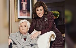 Laura Zapata revela avances contra la enfermera Jessica “N”, la acusa de maltratar a su abuela Eva Mange: “No puede escapar”