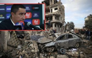 "Presión es estar en Gaza y no saber si vas a vivir o morir", dice Efraín Juárez, técnico de Pumas | VIDEO