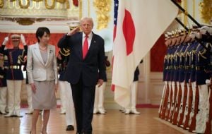 Trump elogia a nueva primera ministra de Japón y dice que EU es un "aliado al más alto nivel"