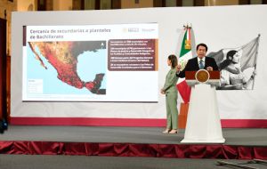 Una preparatoria que quede cerca de la casa: van 5 mil 749 mdp para 2026